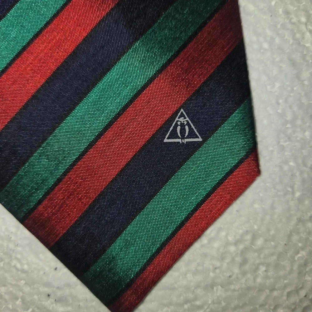 Vanthon Singthong Thai Silk 100% Mens Striped Necktie